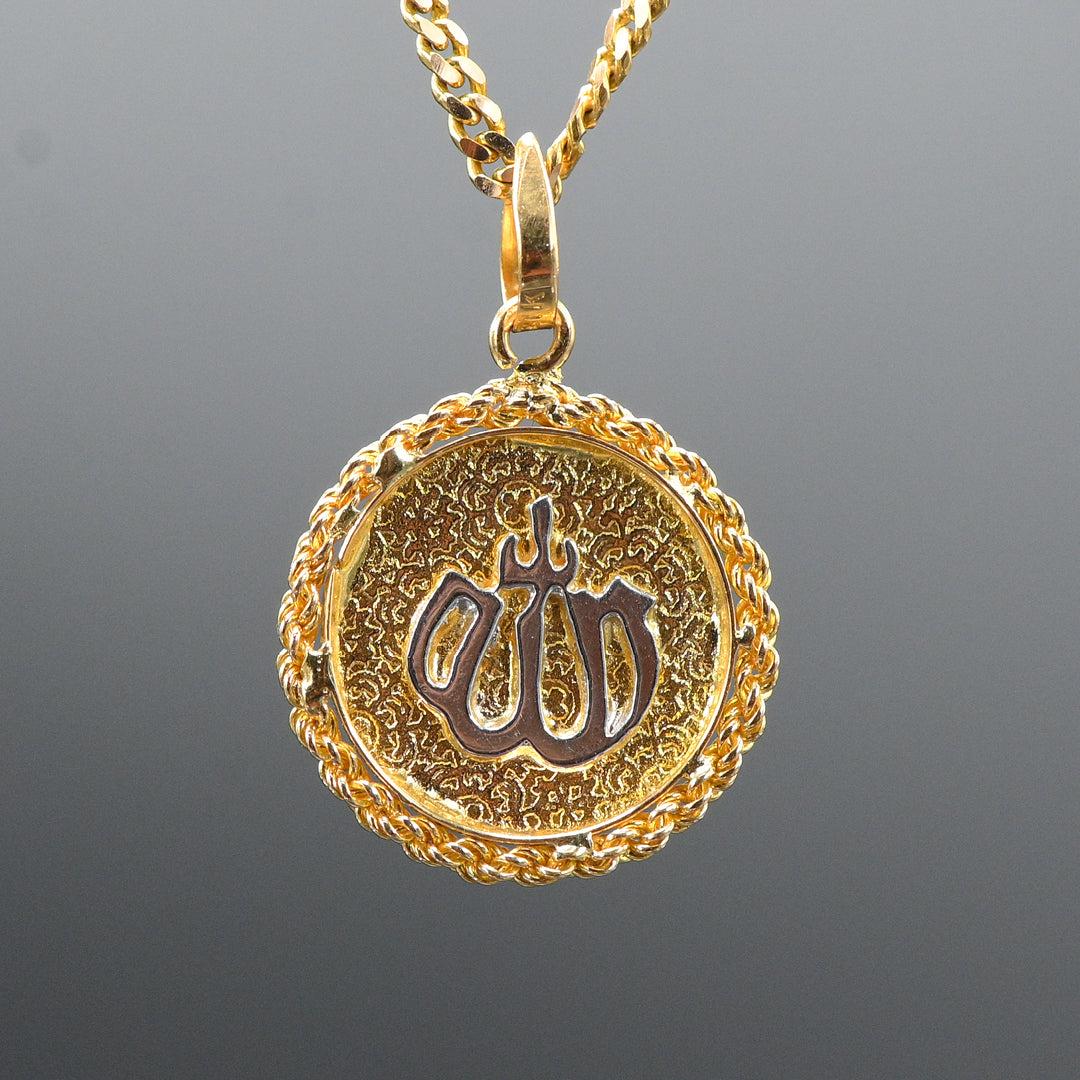 Gold pendant